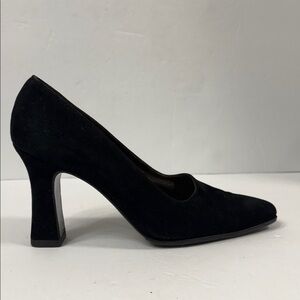 Salvatore Ferragamo Florence black suede Vibram pointed toe pumps